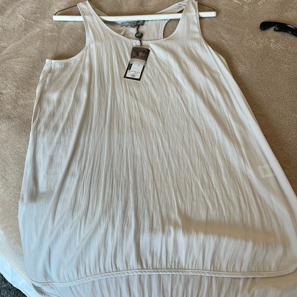 Lola and Sophie sheer tank tunic - Picture 3 of 7